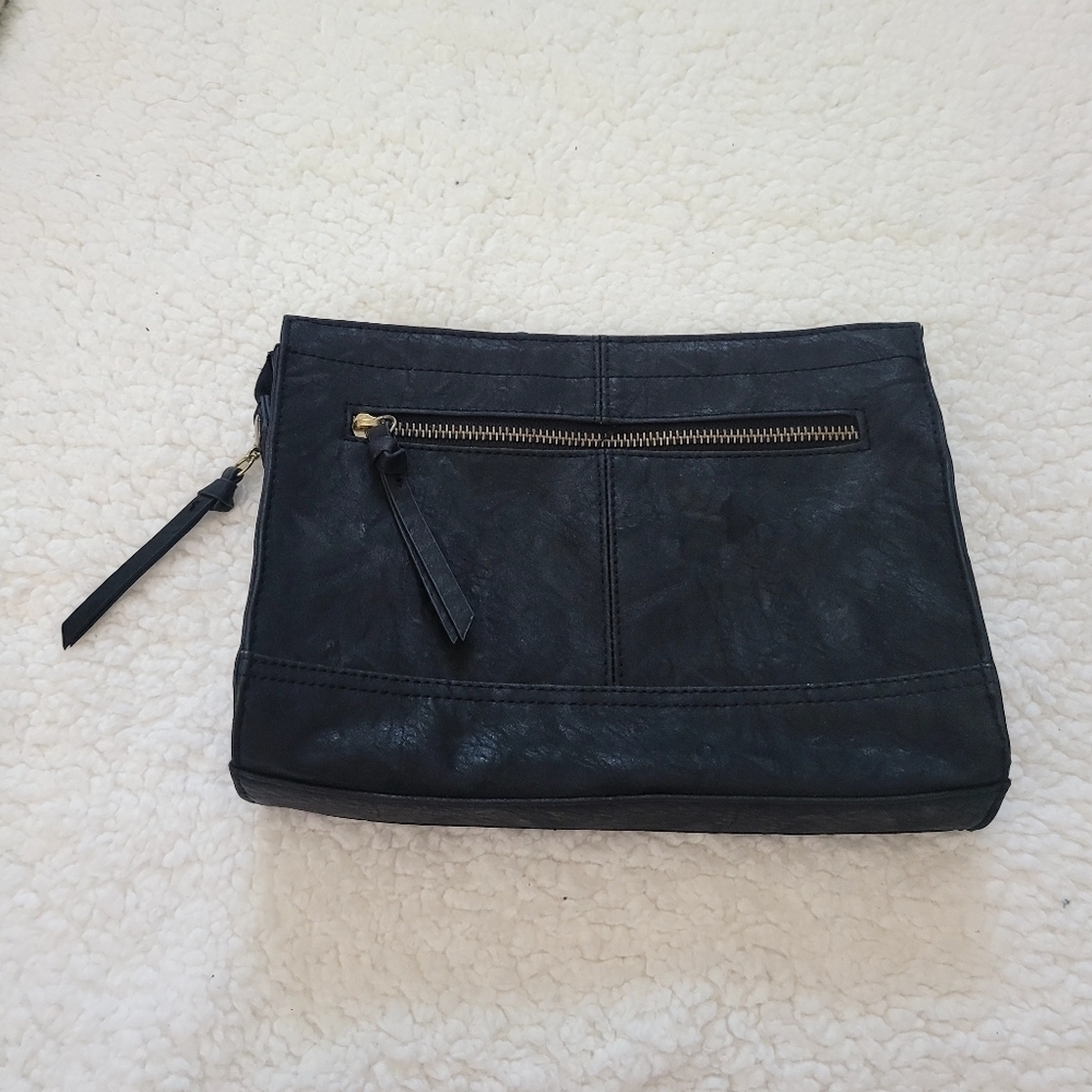 Bueno Black Clutch Purse